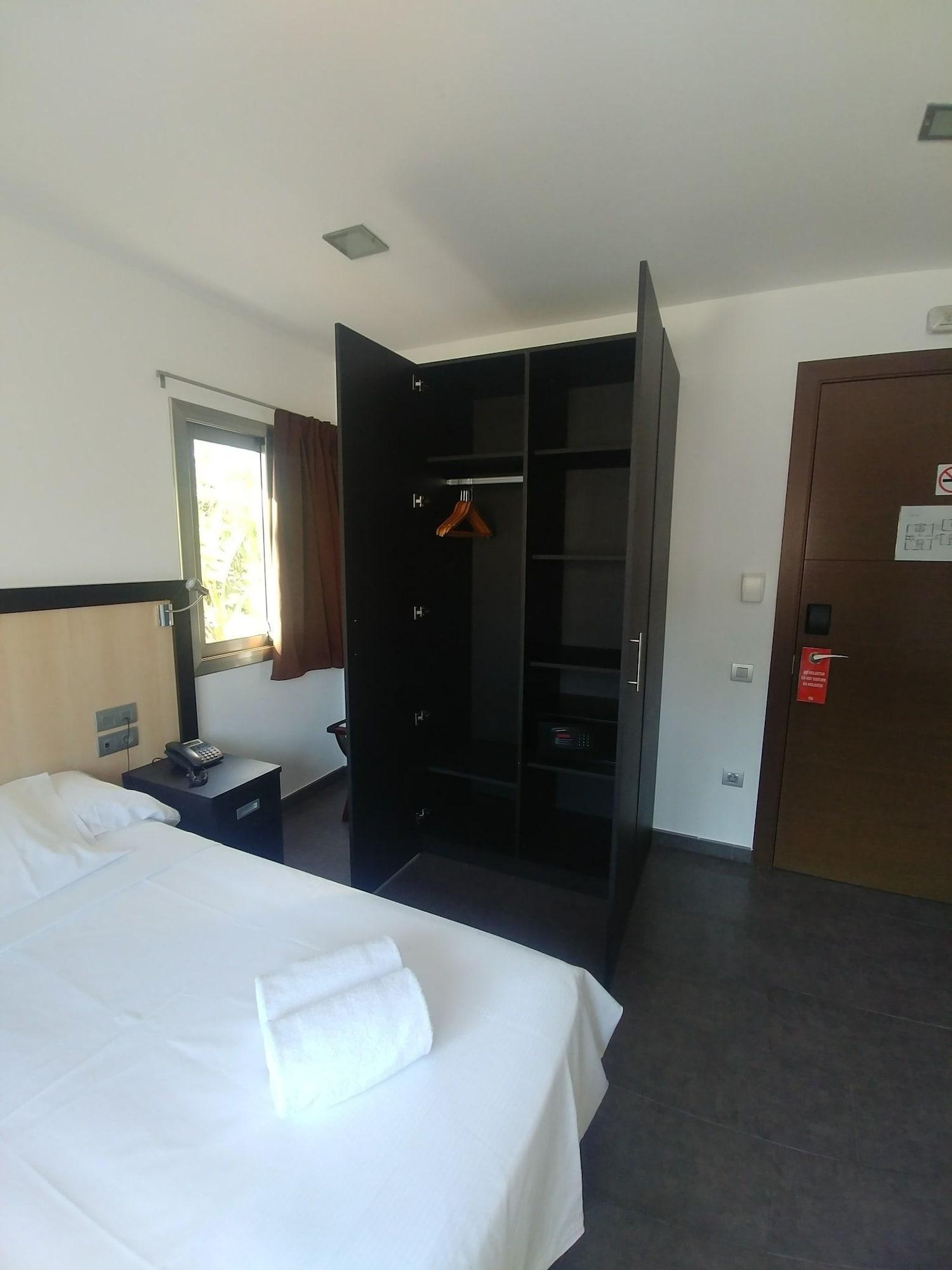 Hotel 170 Castelldefels Zewnętrze zdjęcie
