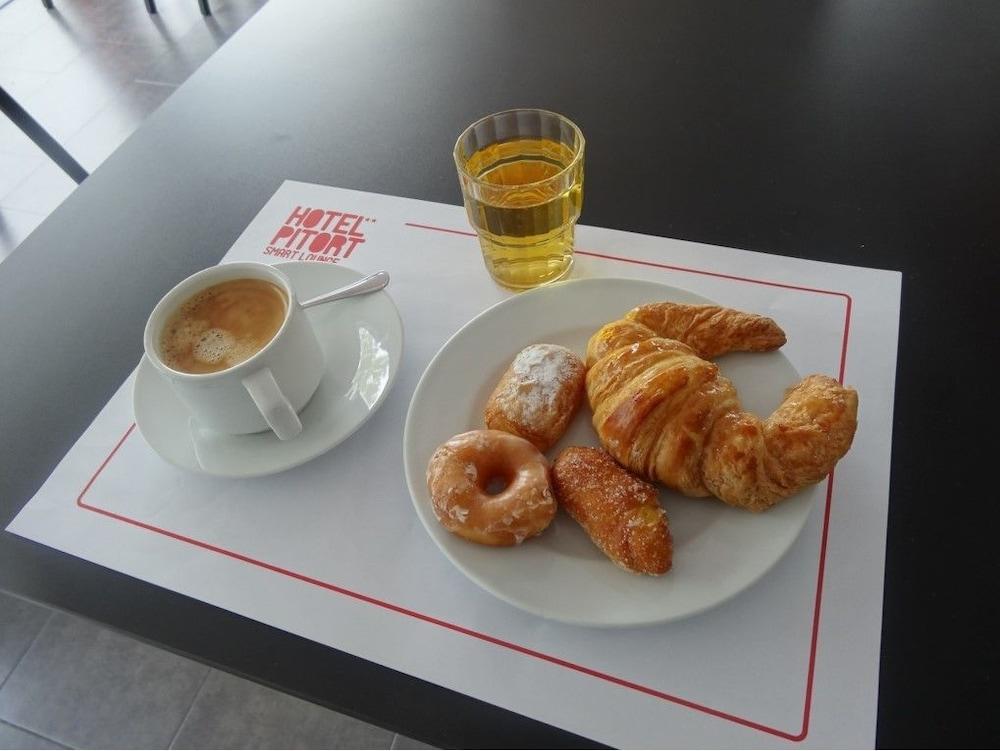 Hotel 170 Castelldefels Zewnętrze zdjęcie